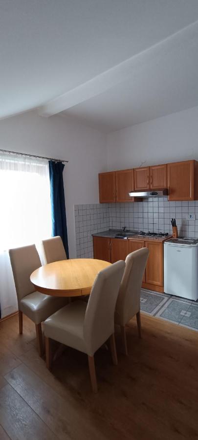 Galesic Apartments & Rooms Korenica Buitenkant foto
