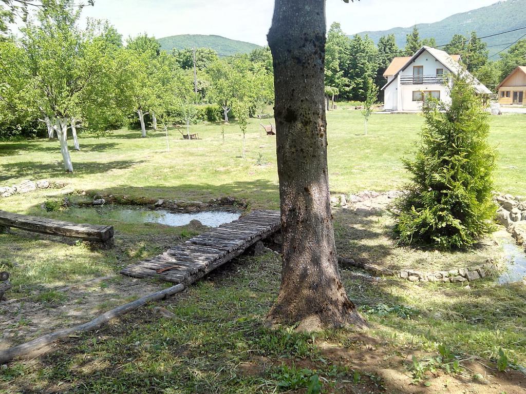 Galesic Apartments & Rooms Korenica Buitenkant foto